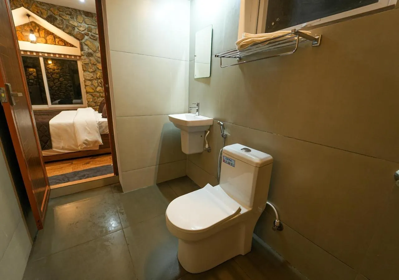 Tiyans Stone Castle Private Tea Villa Vagamon By Voye Homes