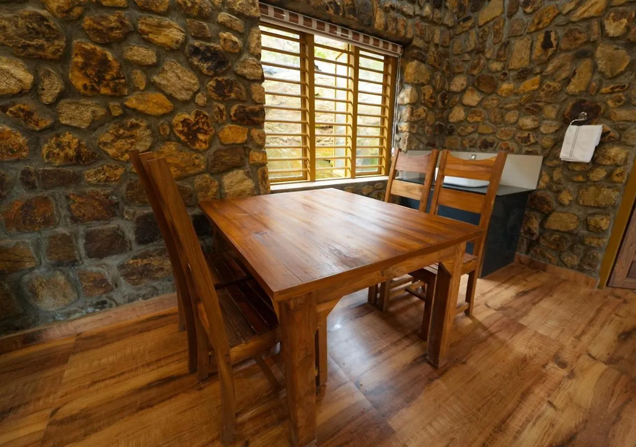 Tiyans Stone Castle Private Tea Villa Vagamon By Voye Homes