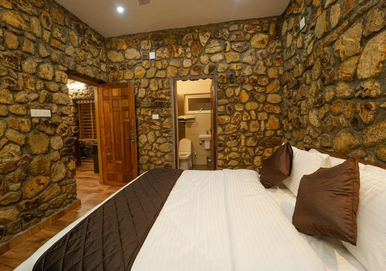 Tiyans Stone Castle Private Tea Villa Vagamon By Voye Homes